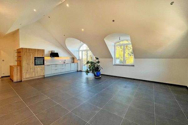 Wohnzimmer_Küche_Ausgang Terrasse