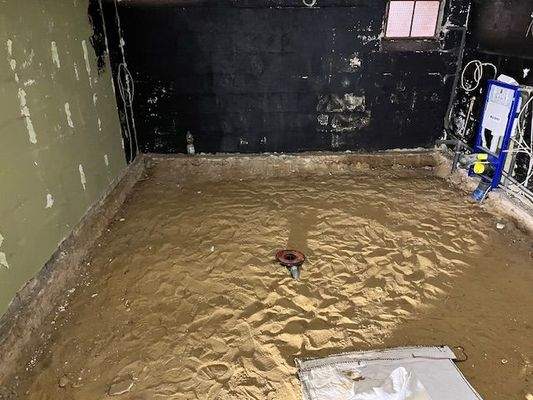 Vollkeller, 2.Teil, Fittnessr.angefangen