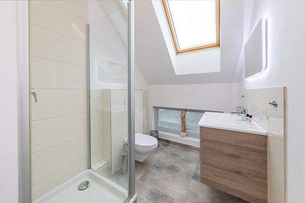 Gäste Bad OG mit Dusche