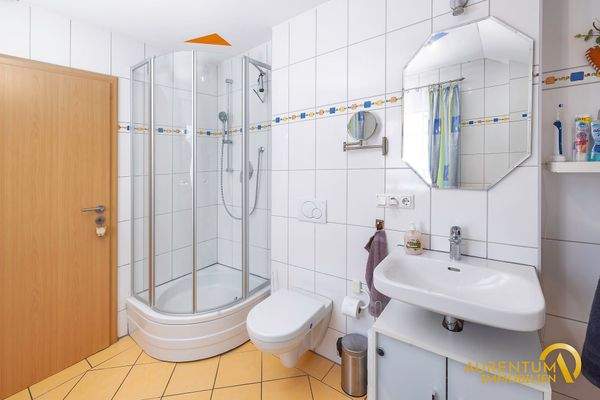 Badezimmer 1. OG