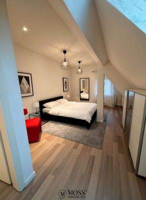 DG_Schlafzimmer_Rechts (Möbliert)