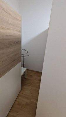 Schlafzimmer möbliert