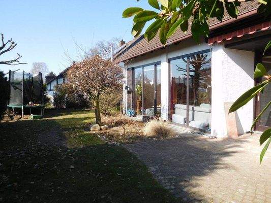 Südseite mit Terrasse