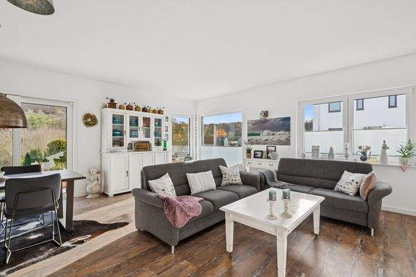 heller und freundlicher Wohnbereich