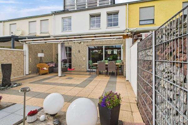 Schlossstraße 22 – 54293 Trier-Quint