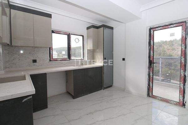 New Flats with Scenic Views and Easy Access in Çankaya Dikmen