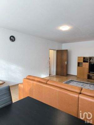 07_Wohnzimmer_möbiliert