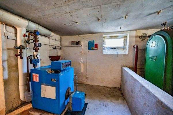 Heizungsraum mit Öltanks