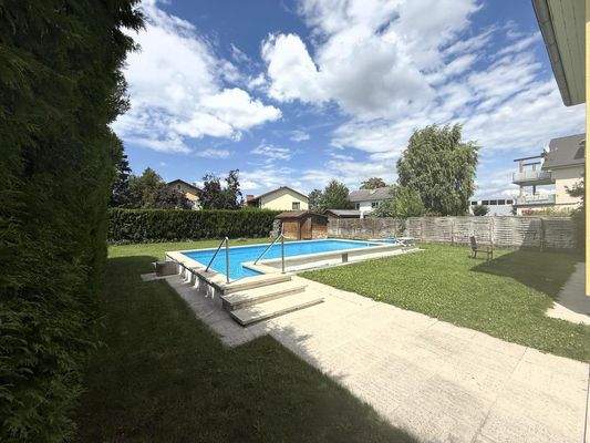 EG Terrasse, Zugang zum Pool