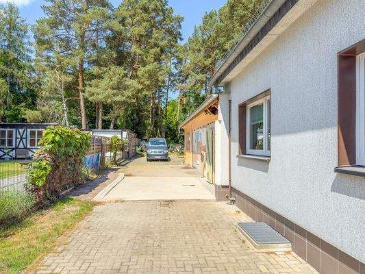 Seitenansicht Gebäude