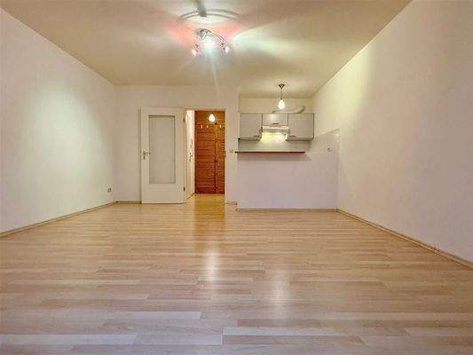 Zimmer mit Balkon (2)