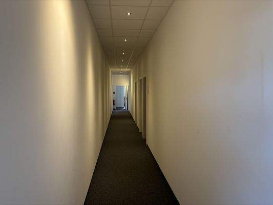 Büroflur EG