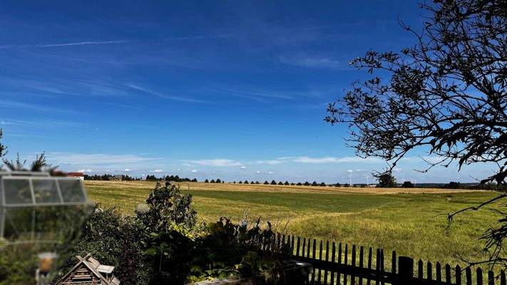 Fernblick vom Grundstück