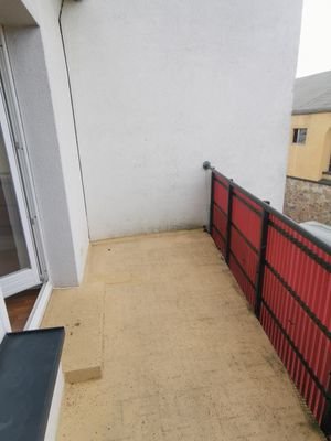 Wohnzimmer Balkon (2).jpg