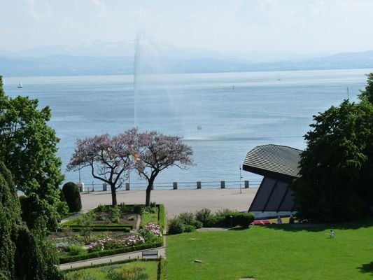 Ausblick zu See &amp; Berge