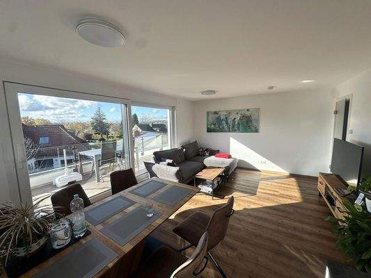 Raumübersicht Wohnen u. Essen