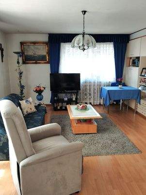 Wohnzimmer Hauptwohnung OG