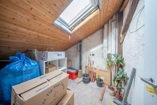 Dachgeschoss - mögliches Badezimmer