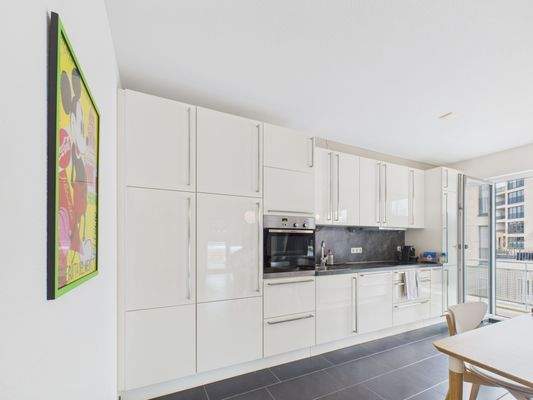 CAM01223G0-PR0169-STILL022