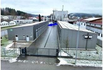 Hochwertiger Garagenhof