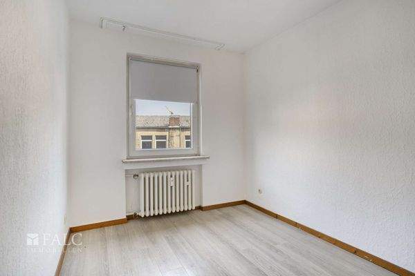 2 OG. links, Esszimmer