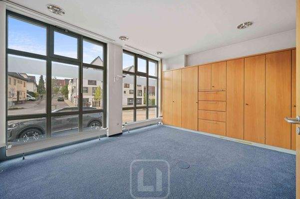 Büro 1 | Sehr geräumig