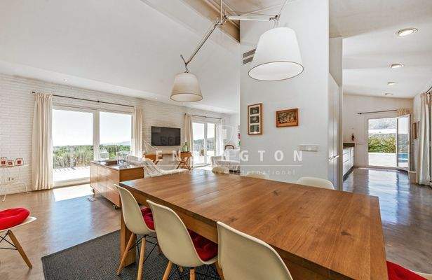 Finca in Santa Maria Essbereich