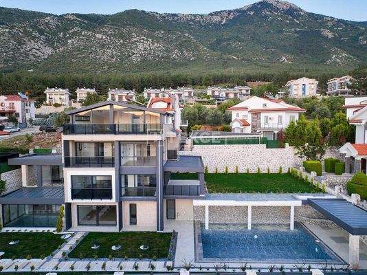 4-Bedroom Villa with Rich Features in Muğla Fethiye