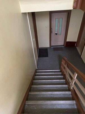 gepflegtes Treppenhaus.jpg