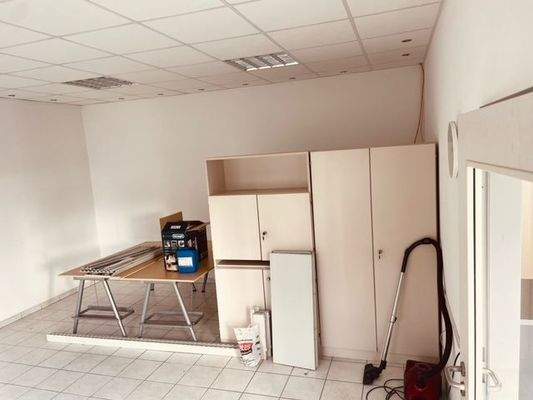 Büro 1 28,5qm.jpeg