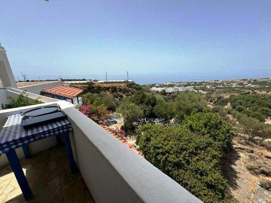 Südostkreta, Koutsounari: Haus auf zwei Ebenen mit herrlichem Meerblick zu verkaufen