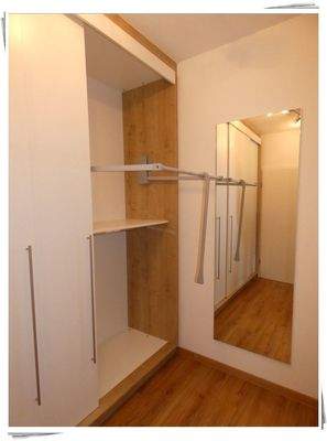 Hochwertige Einbauten im Schrank