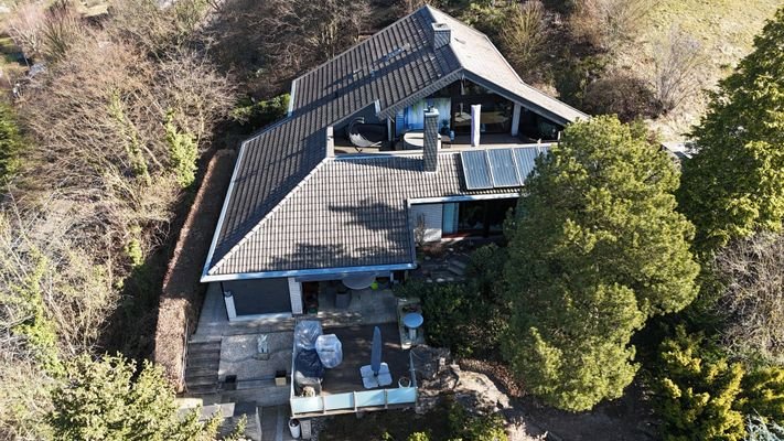 Haus und Grundstück