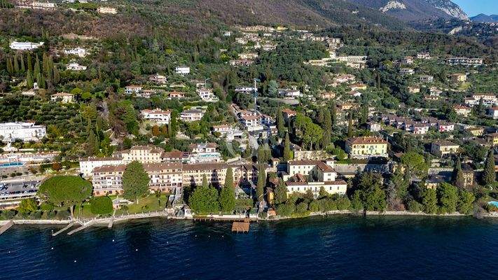 Drohnenansicht_Gardone Riviera