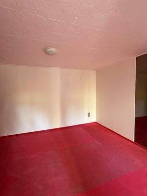 Zimmer im Garagengebäude