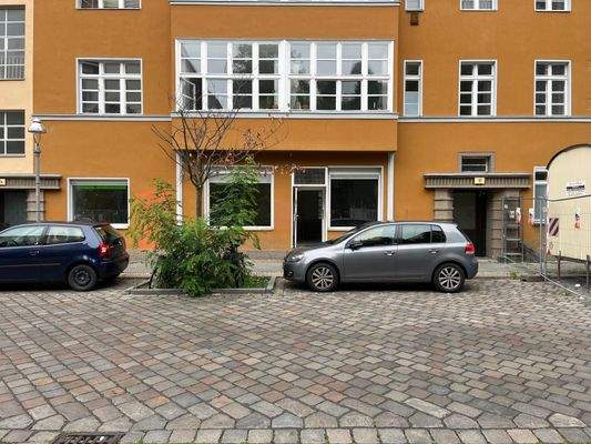 Außenansicht - Fensterfront
