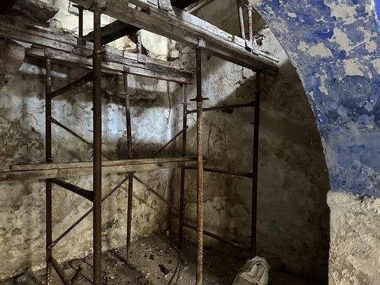 Kreta, Rethymno: 3-stöckiges Gebäude zur Renovierung in der Altstadt zu verkaufen