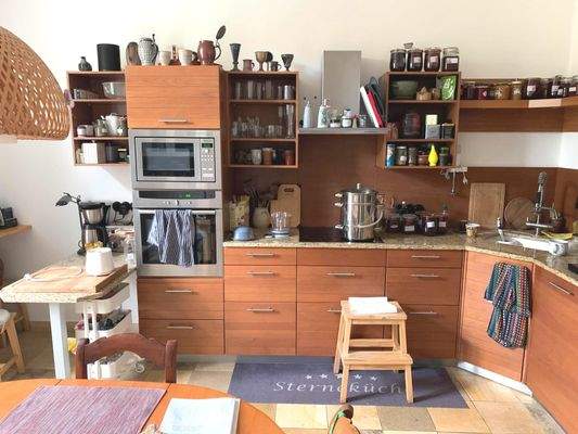 7303D373-BAAC-4DC3-94CF-E69147