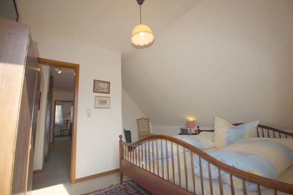 Schlafzimmer DG