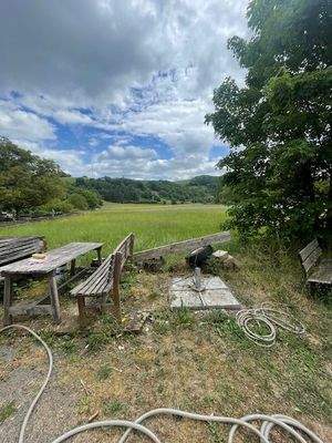 Aussicht auf das Grundstück.jpg