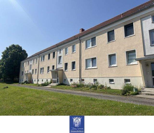 Bezaubernde Wohnung mit großem Balkon in ruhiger Lage! - Photo 2