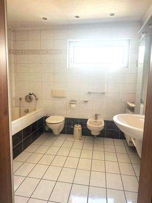 .Badezimmer im OG