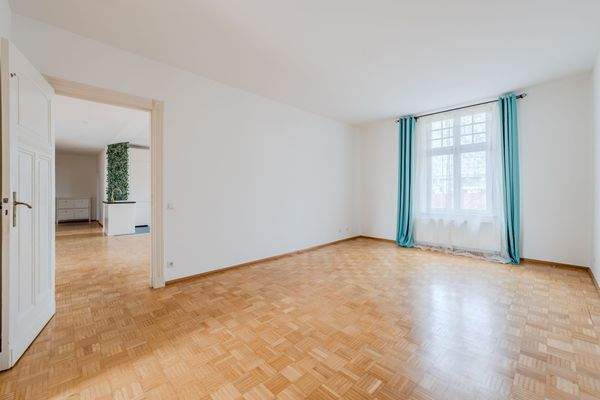 Arbeits- oder Gästezimmer