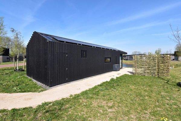 Ferienhaus-zu-verkaufen-Lakeside-Resort-Brielle24