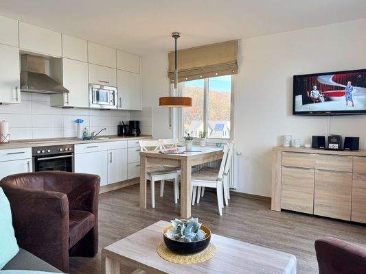 Küche mit Essbereich