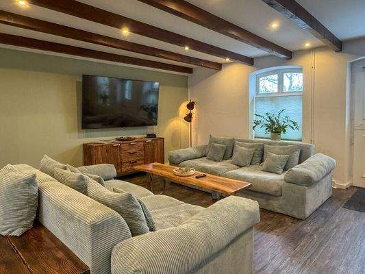 Vorne links - Wohnen