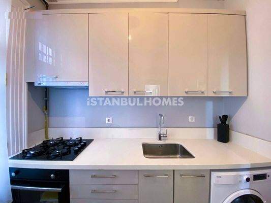 Fully Renovated Furnished 5-Storey Building in Istanbul Fatih