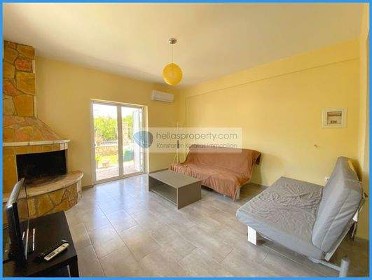 5b11fdc985c94a8b90c80923146fddc2-original