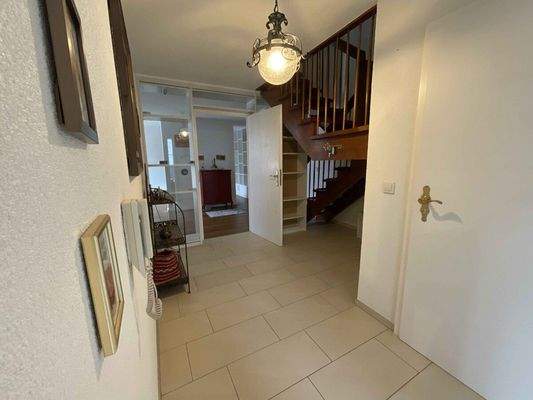 1 DG_Flur_www.villingen.immobilien