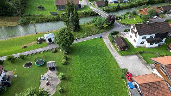 Luftbild vom Grundstück (Von Norden nach Süden)